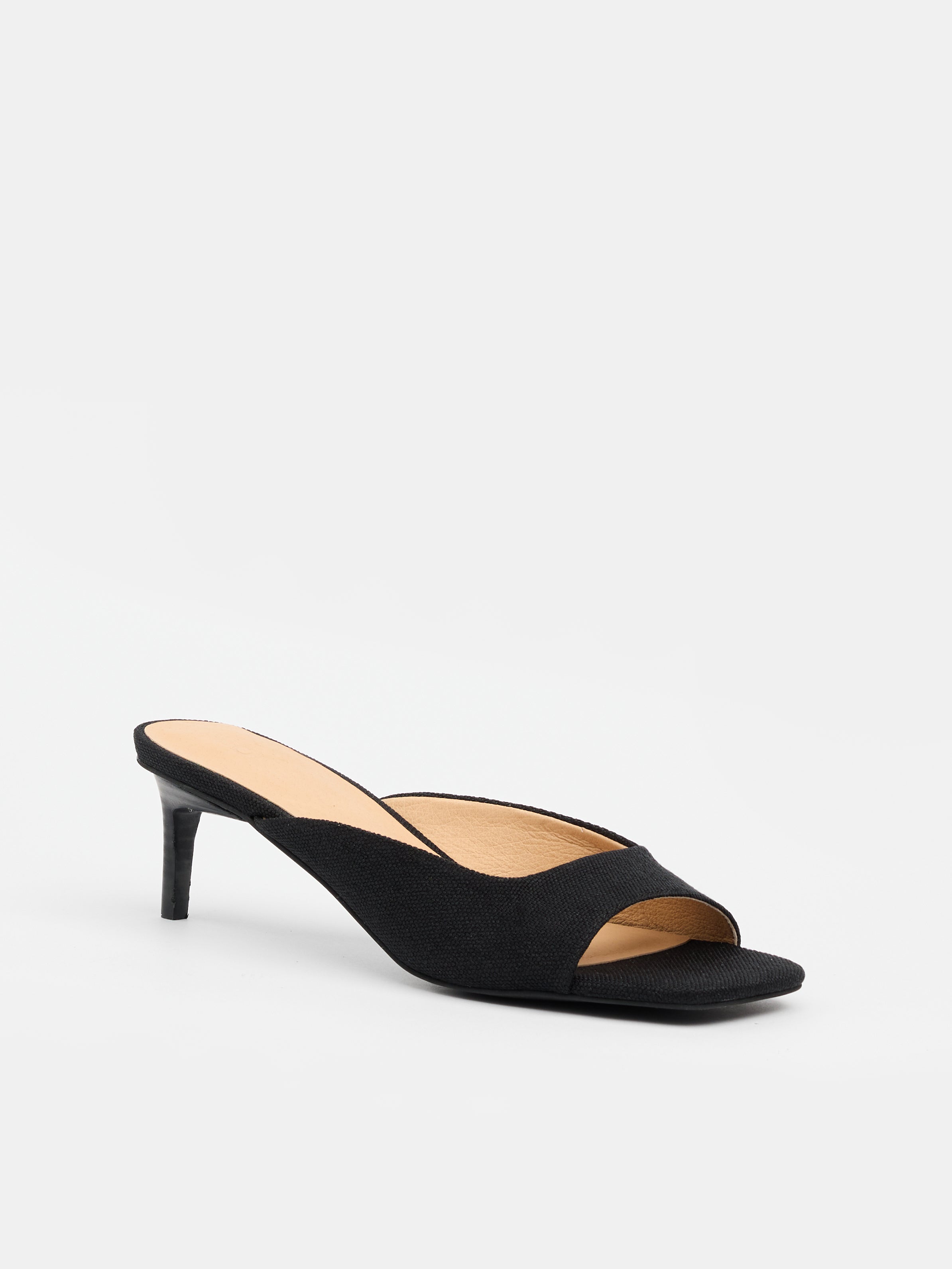 Tutu Mule – Black Canvas Heel