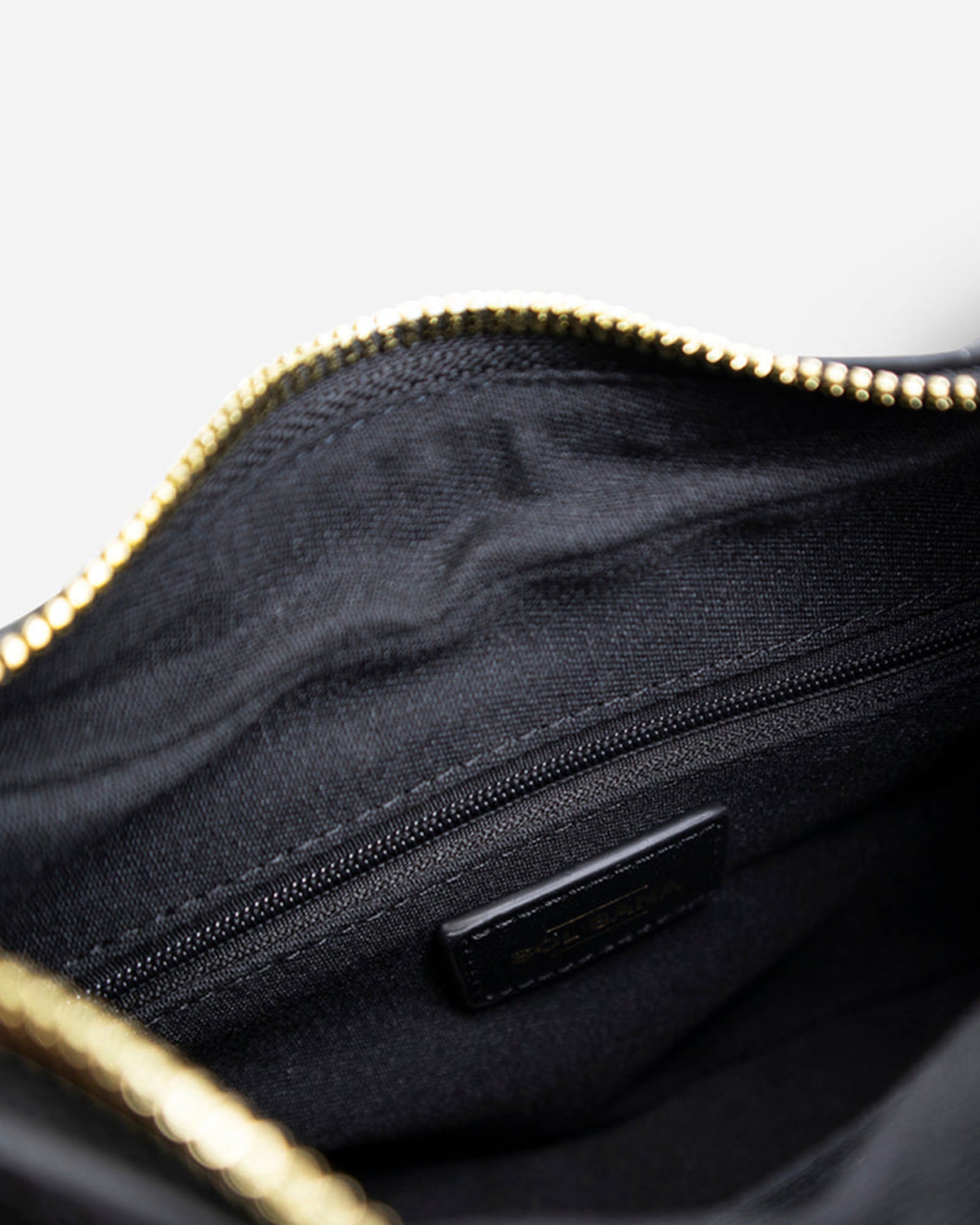 Crescent Bag Black/Gold