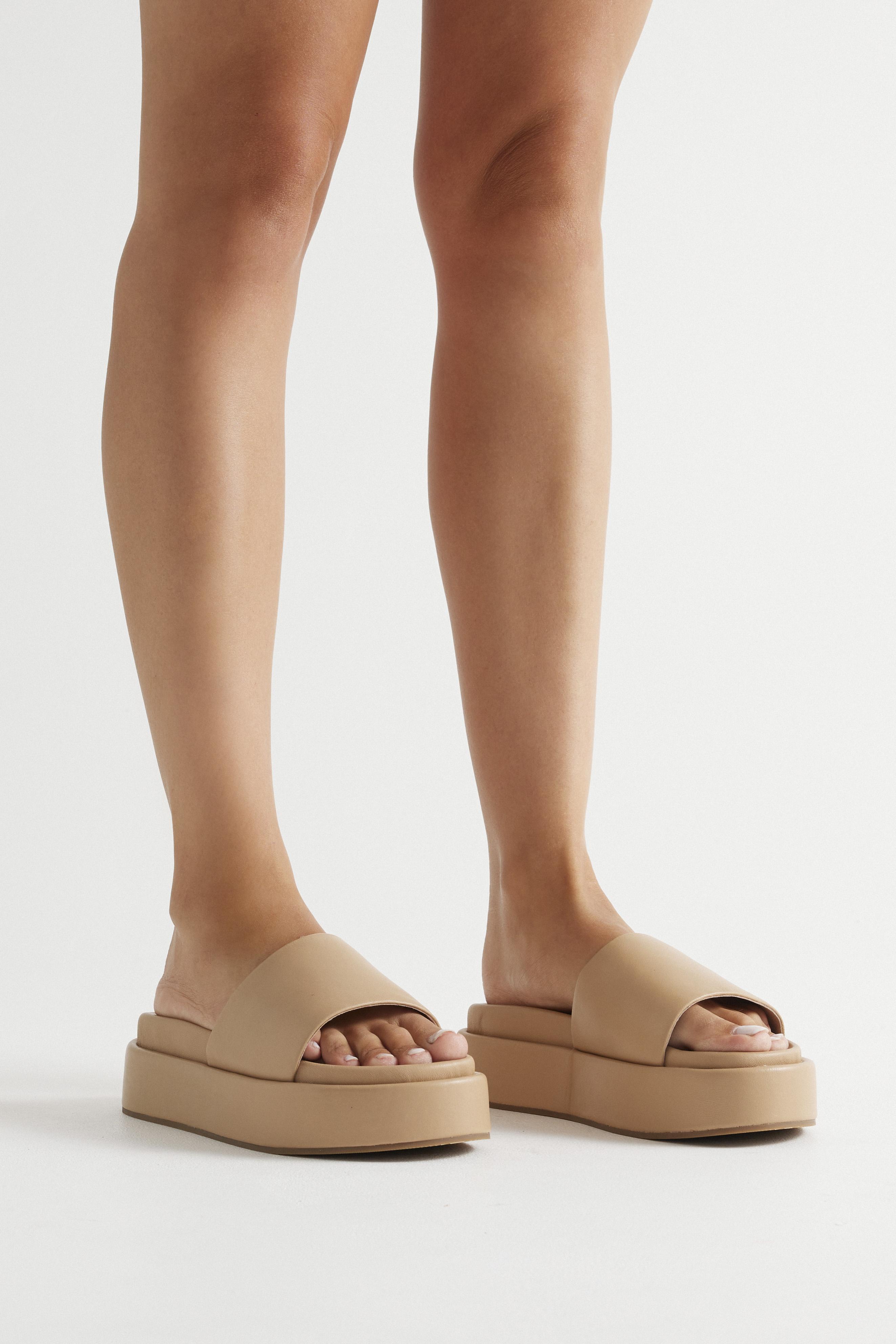 DUSTIN FLATFORM TAN