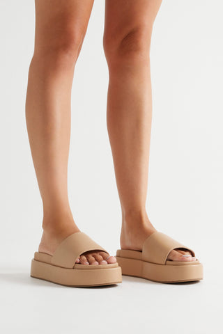 Dustin Flatform Tan