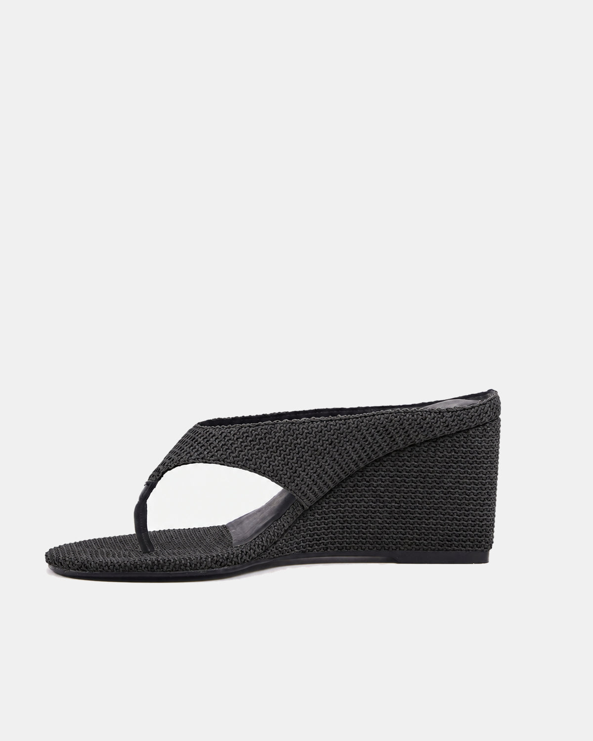 Lujo Wedge Thong Black Raffia