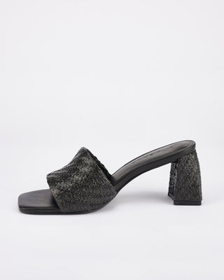 Lenny Mule Black Raffia