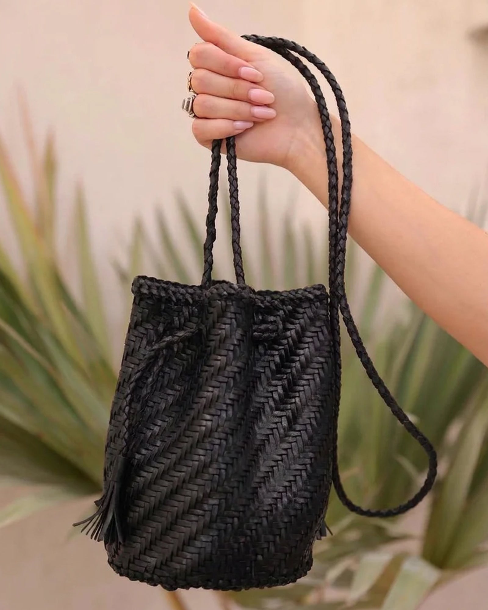 Solan Leather Bucket Bag Black