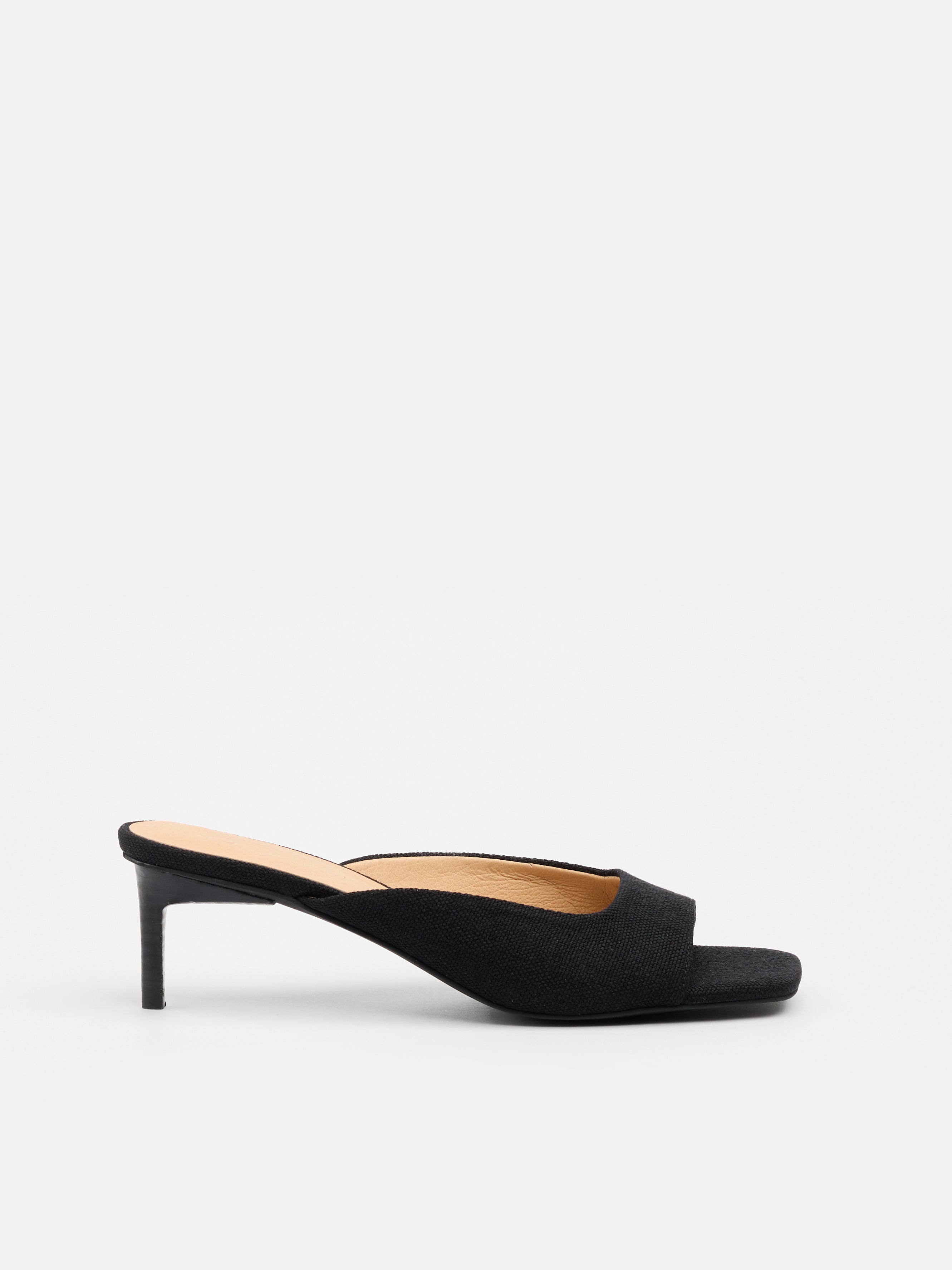 Tutu Mule – Black Canvas Heel