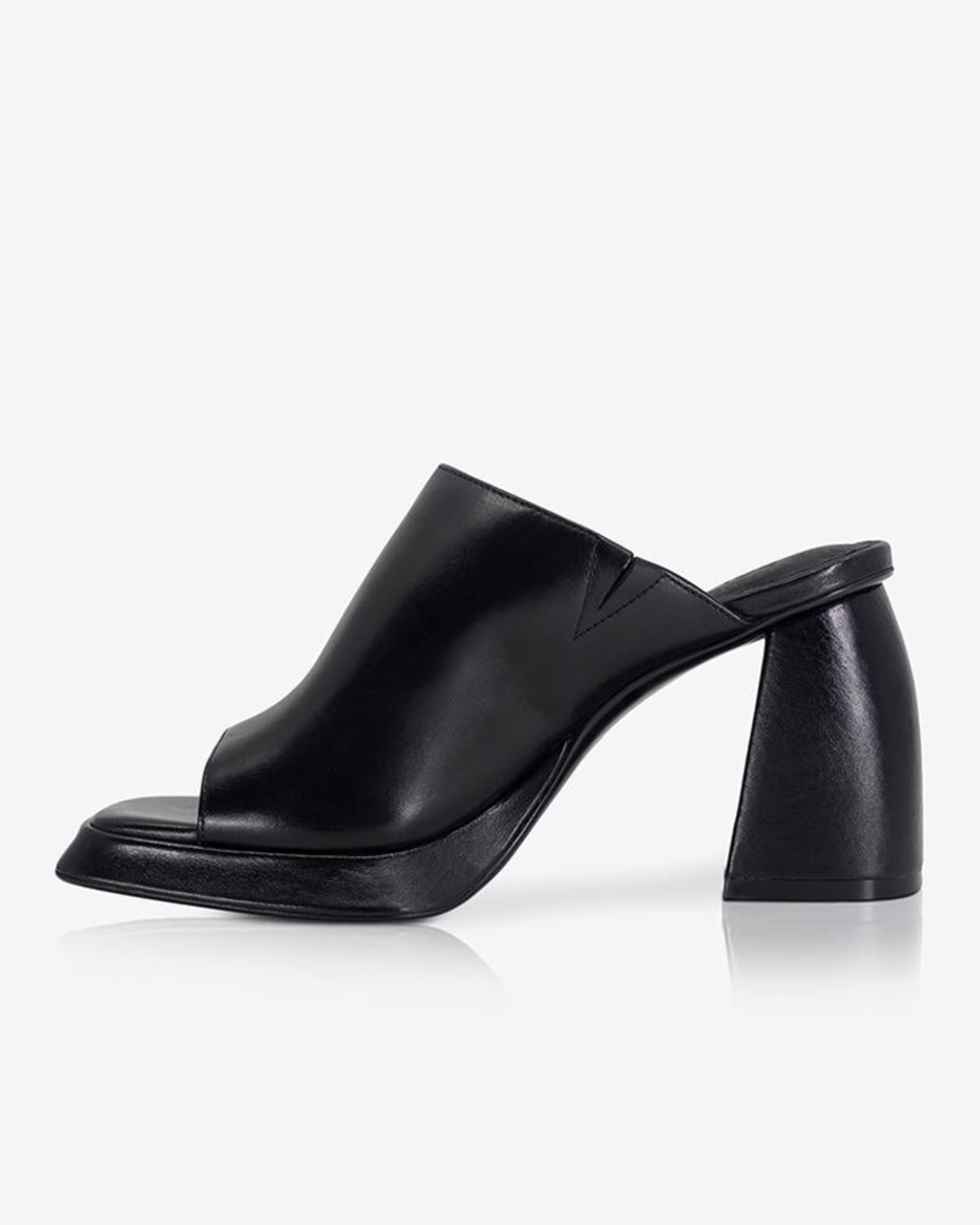 Eva Mule Black