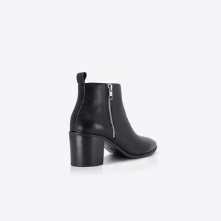 Luca Boot Black